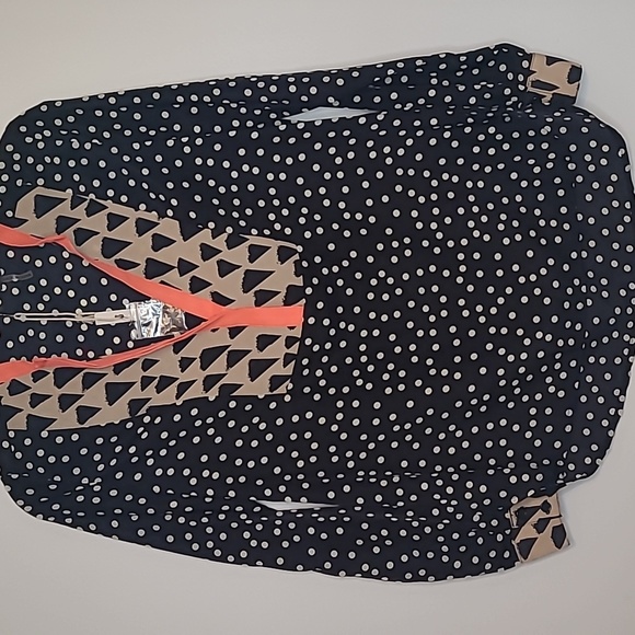 NWT Black & white polka dot blouse XS - Picture 2 of 6
